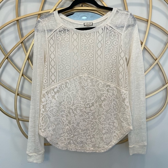 Eyeshadow Tops - 🛍️2 for $10 Eyeshadow Tees long Sleeves size Small